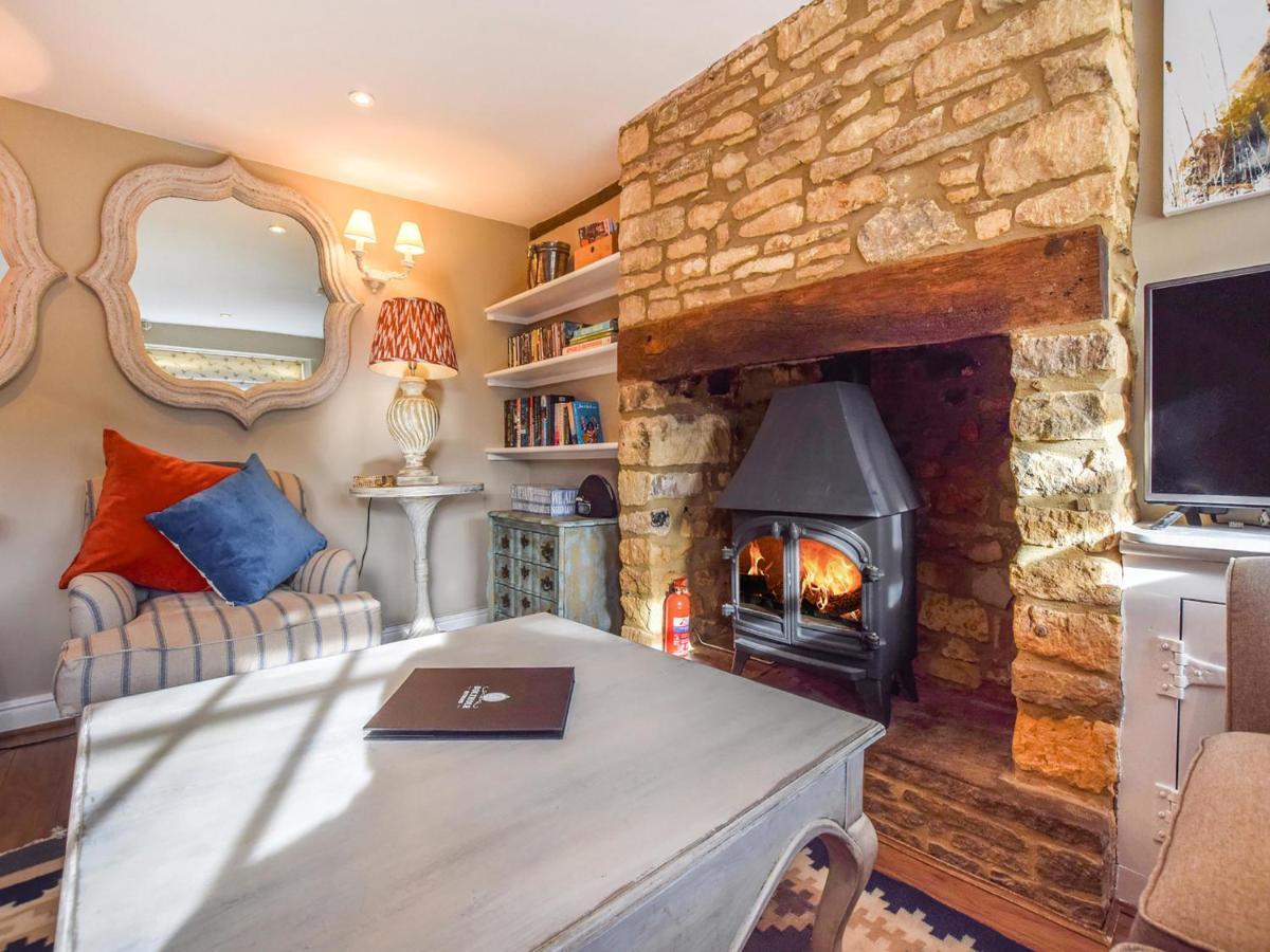 Appletree Cottage Bourton-on-the-Water ภายนอก รูปภาพ