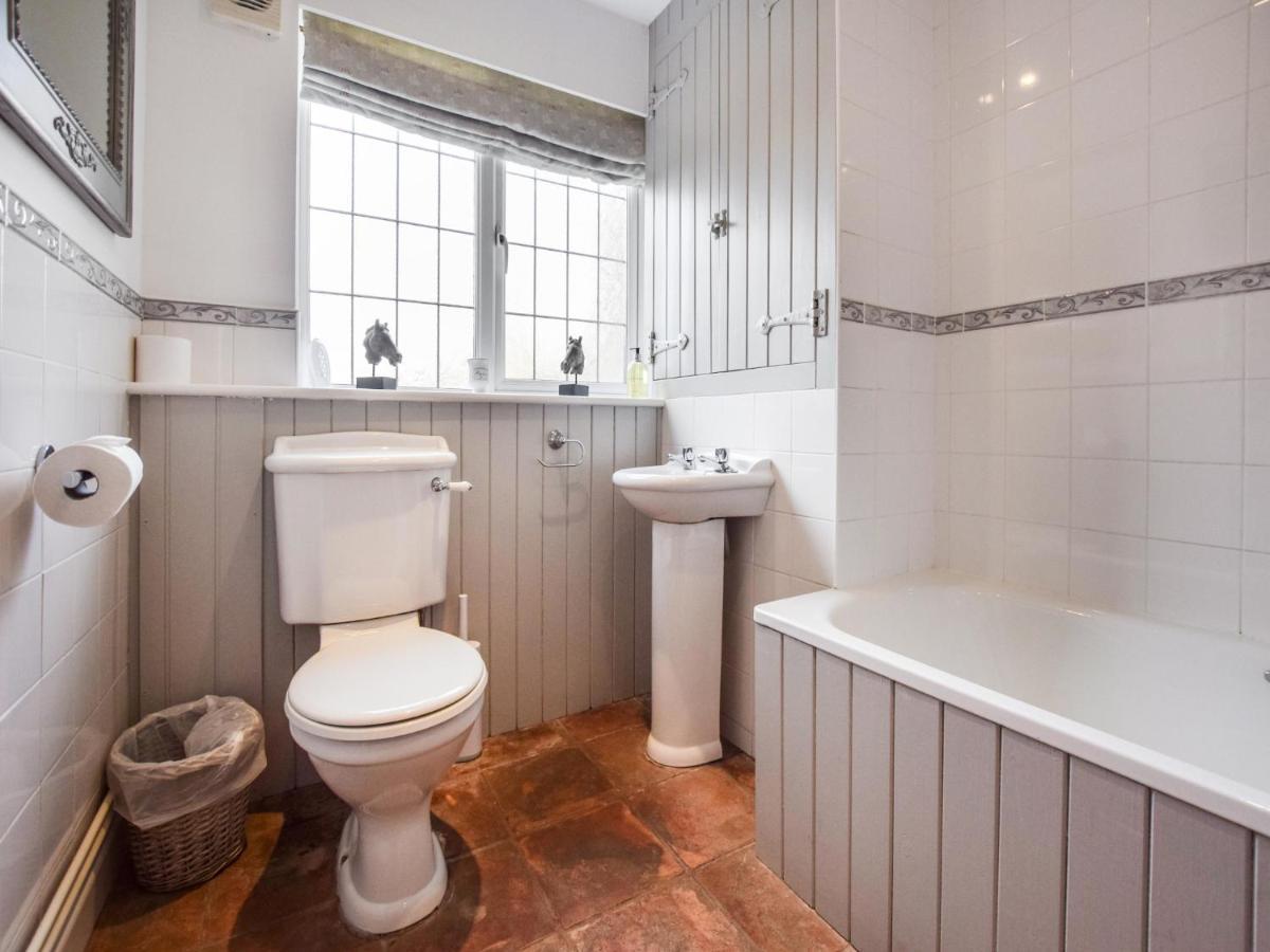 Appletree Cottage Bourton-on-the-Water ภายนอก รูปภาพ